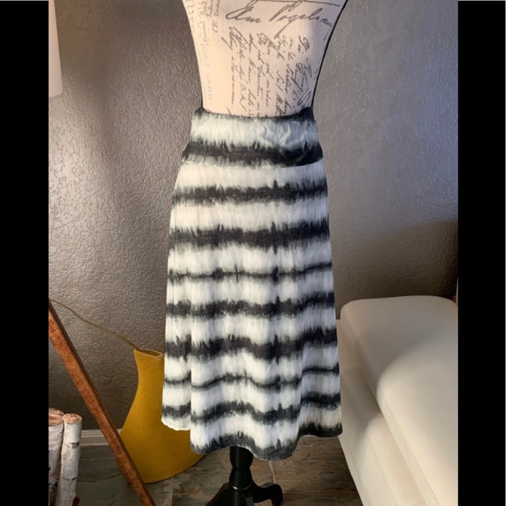 5 for $25 lularoe long skirt